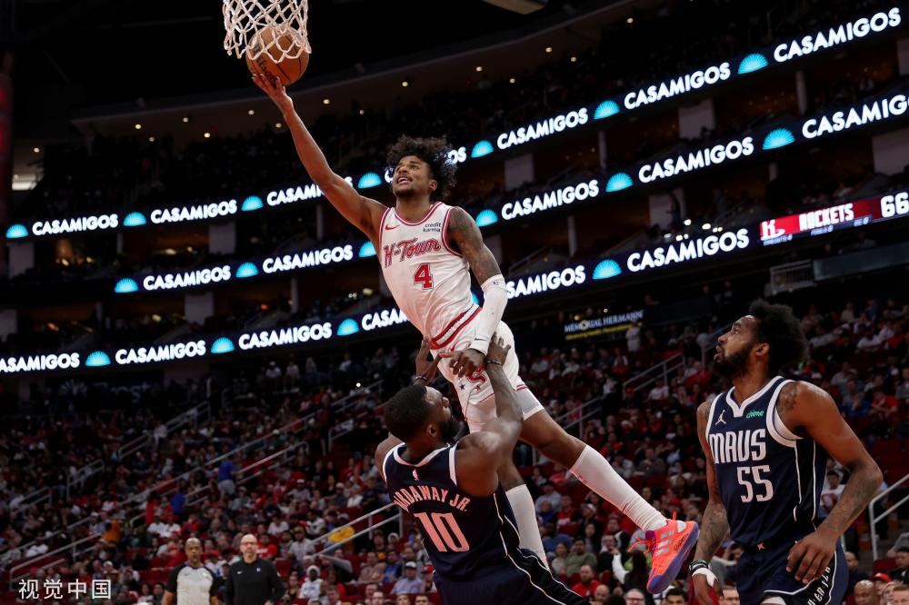 而是围绕着 而是围绕着