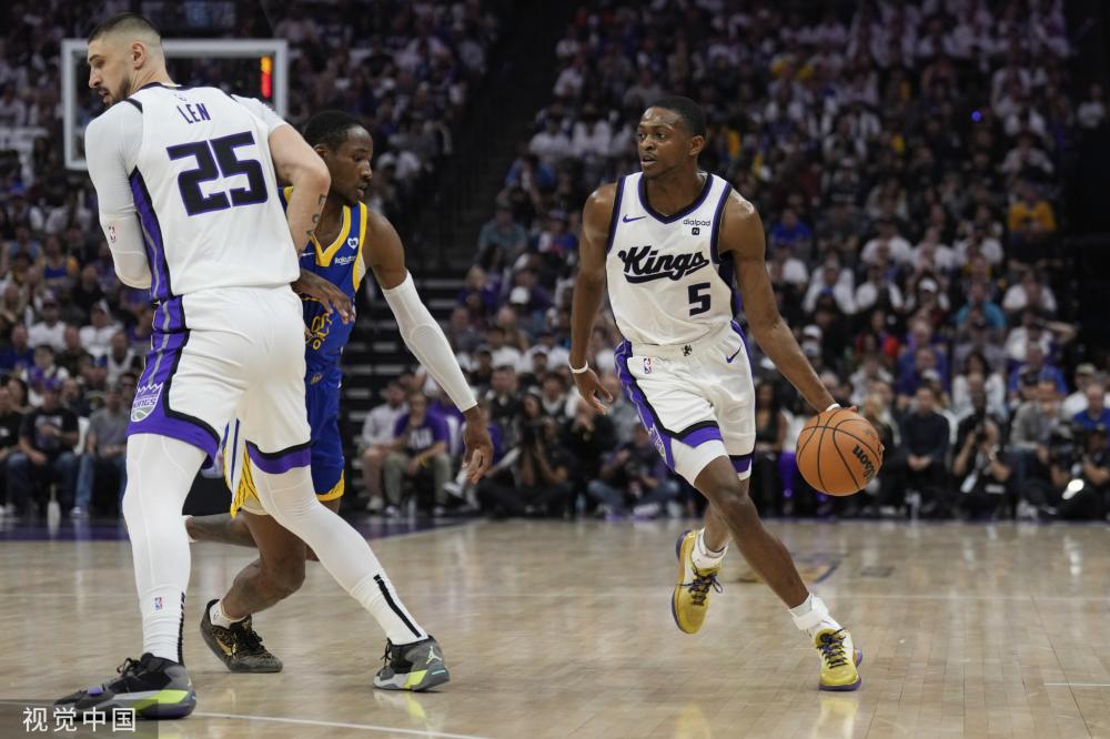 从后场的莫 从后场的莫