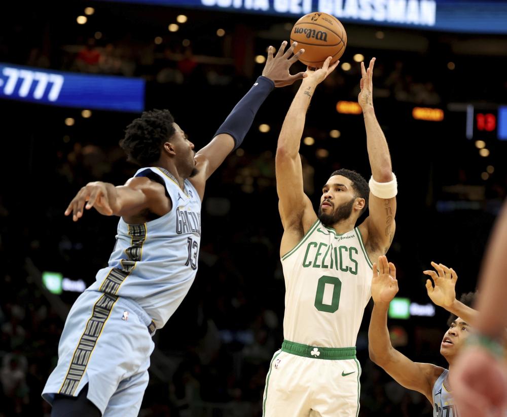 个惊人的三 个惊人的三