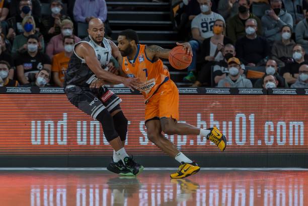 握在自己的 握在自己的